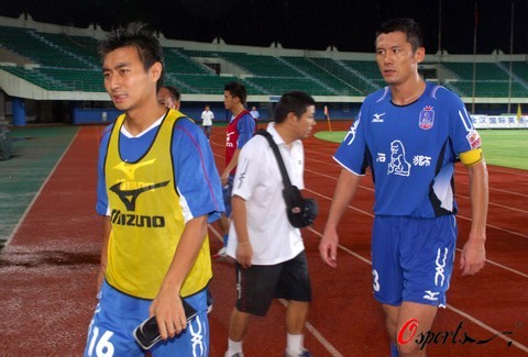 黑八奇迹继续！单王、小草包、沙皇刺杀了 Puff 团队3-1横扫绅士团队 Leyan